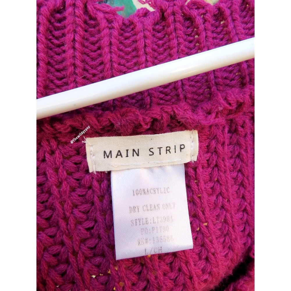 Magenta oversized distressed drop shoulder sweater 🌷 - Picture 4 of 5